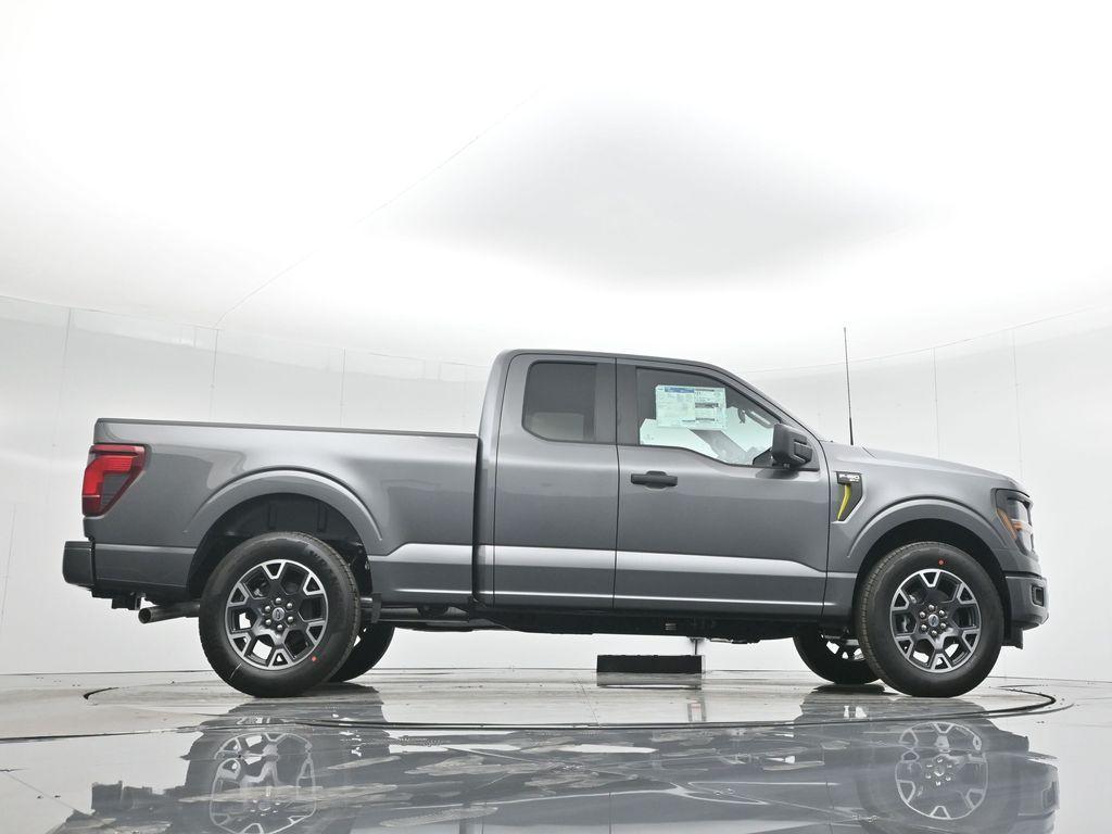 new 2025 Ford F-150 car