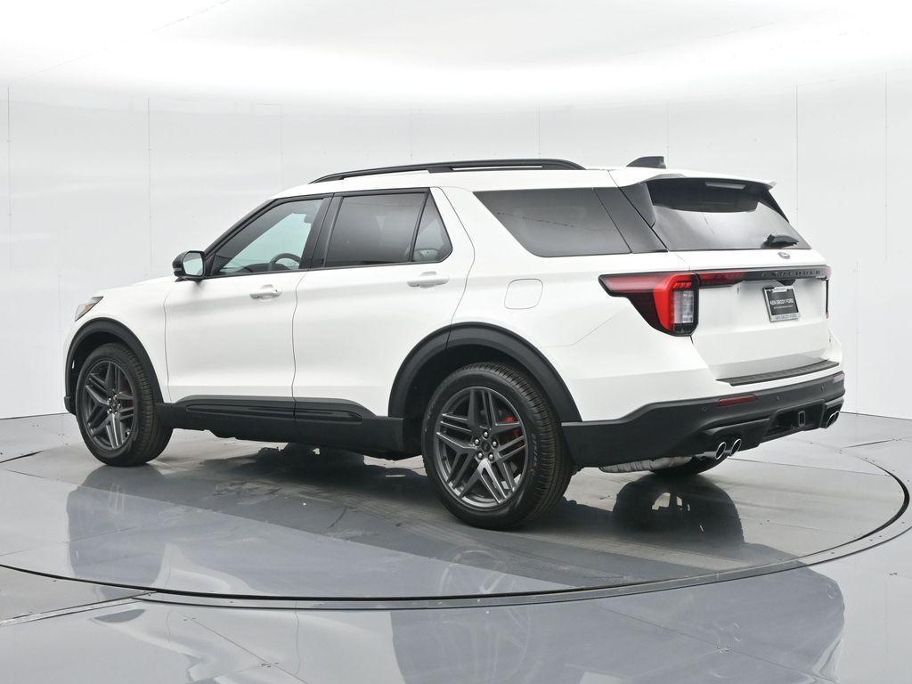 new 2025 Ford Explorer car, priced at $53,872