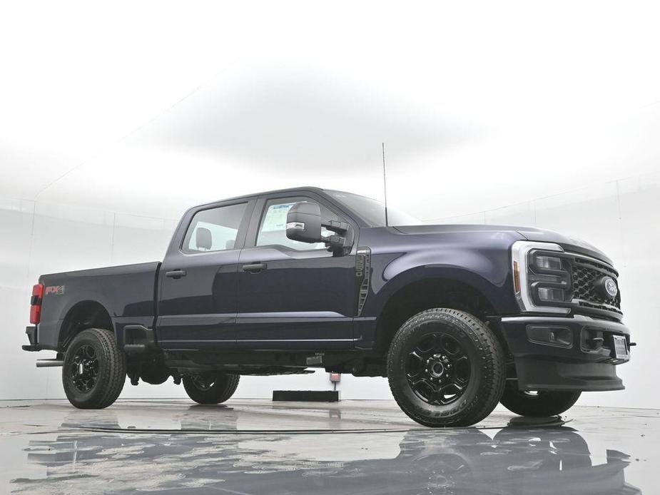 new 2024 Ford F-250 car, priced at $59,770