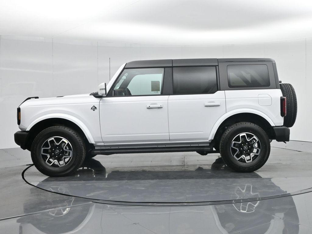 new 2024 Ford Bronco car, priced at $54,460