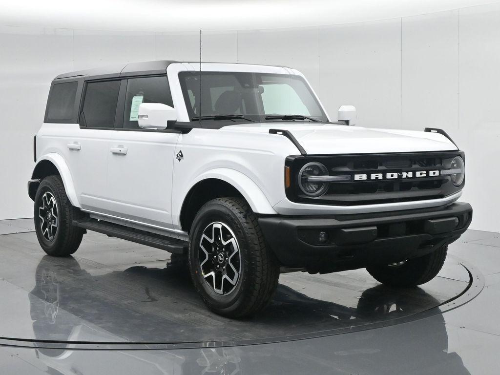 new 2024 Ford Bronco car, priced at $54,460