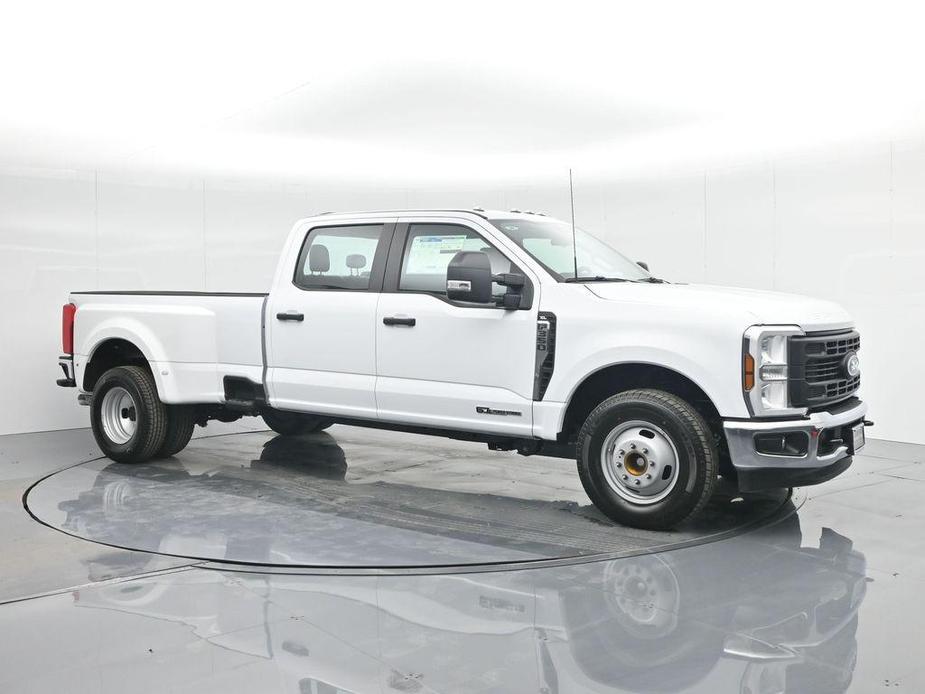 new 2024 Ford F-350 car, priced at $63,880