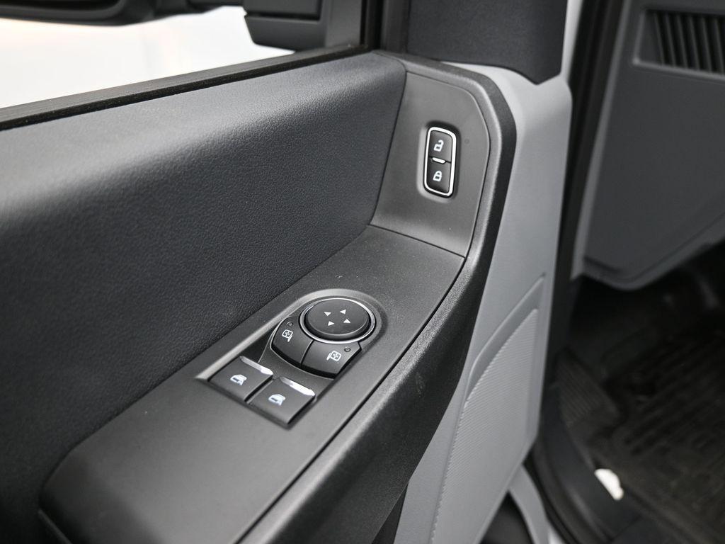 new 2025 Ford F-250 car, priced at $45,395
