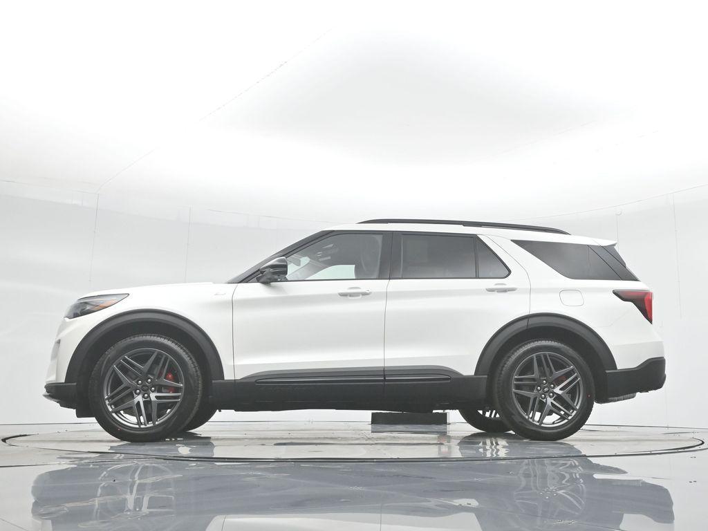 new 2025 Ford Explorer car, priced at $48,080