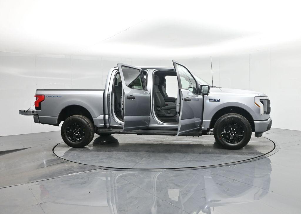 new 2025 Ford F-150 Lightning car, priced at $61,136