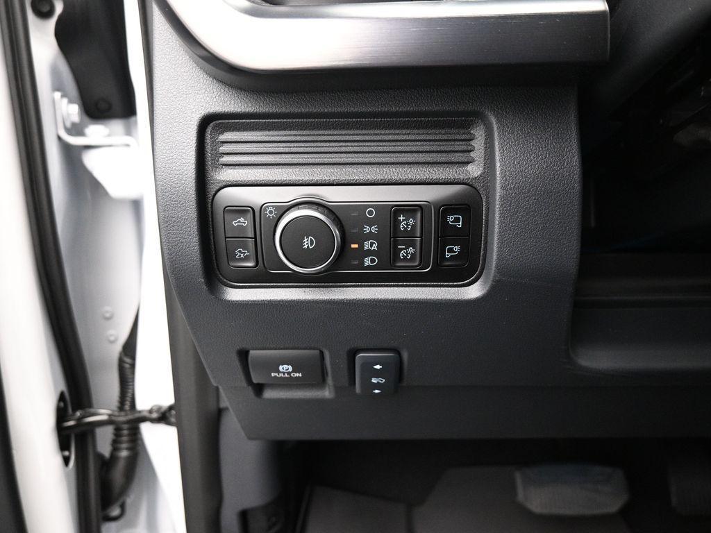 new 2025 Ford F-250 car, priced at $78,630
