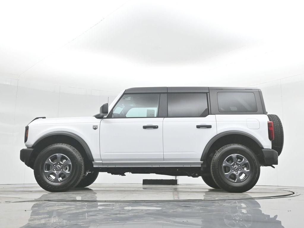 new 2025 Ford Bronco car, priced at $45,305