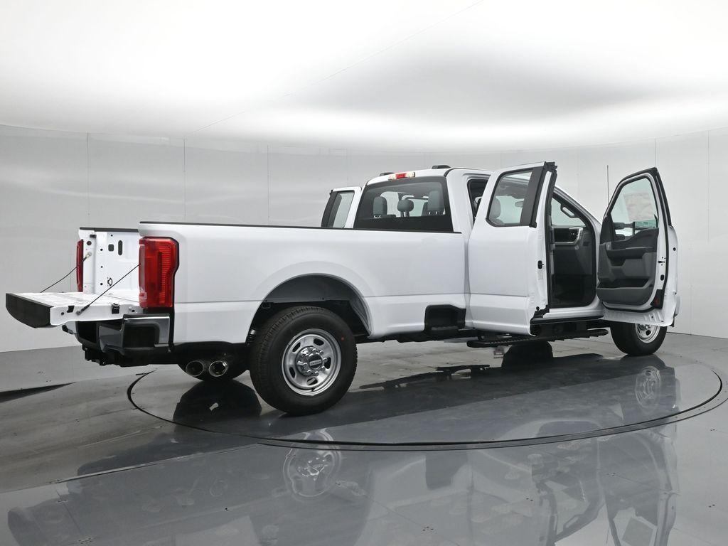 new 2024 Ford F-350 car, priced at $60,300