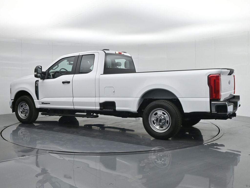 new 2024 Ford F-350 car, priced at $63,300