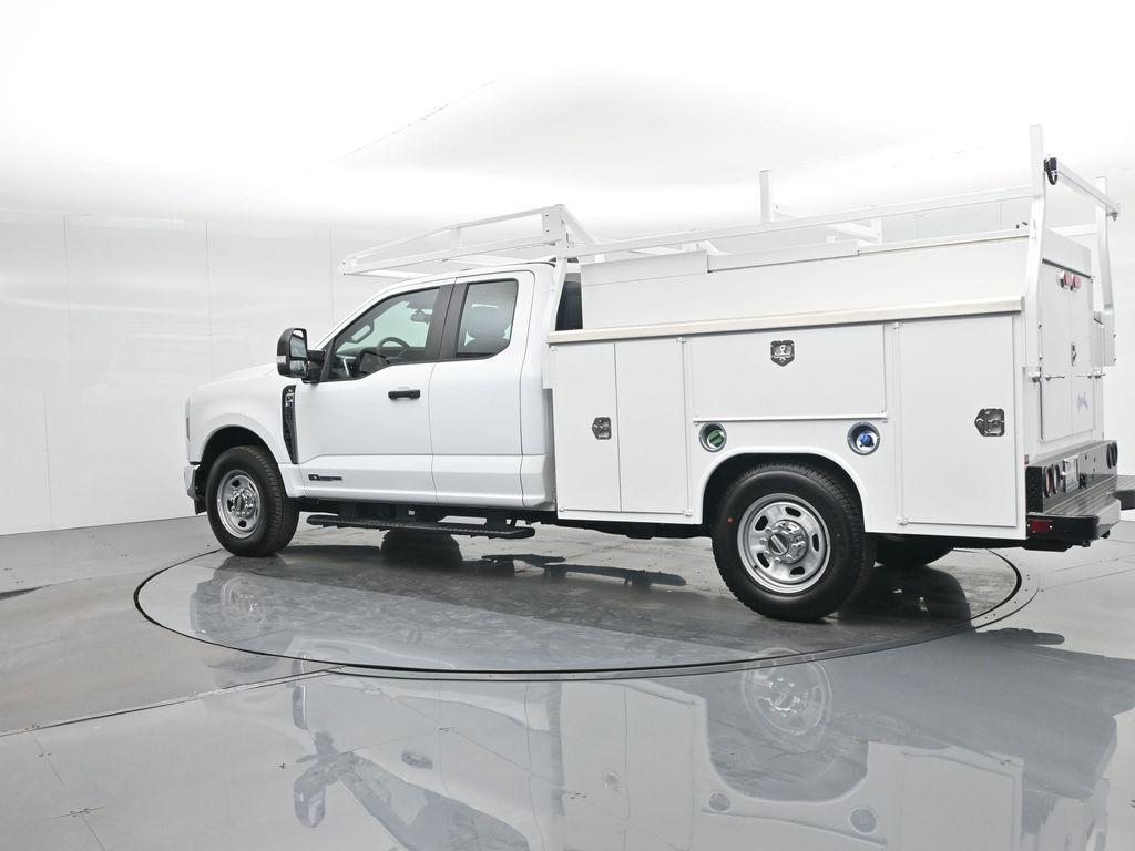 new 2024 Ford F-350 car, priced at $70,840