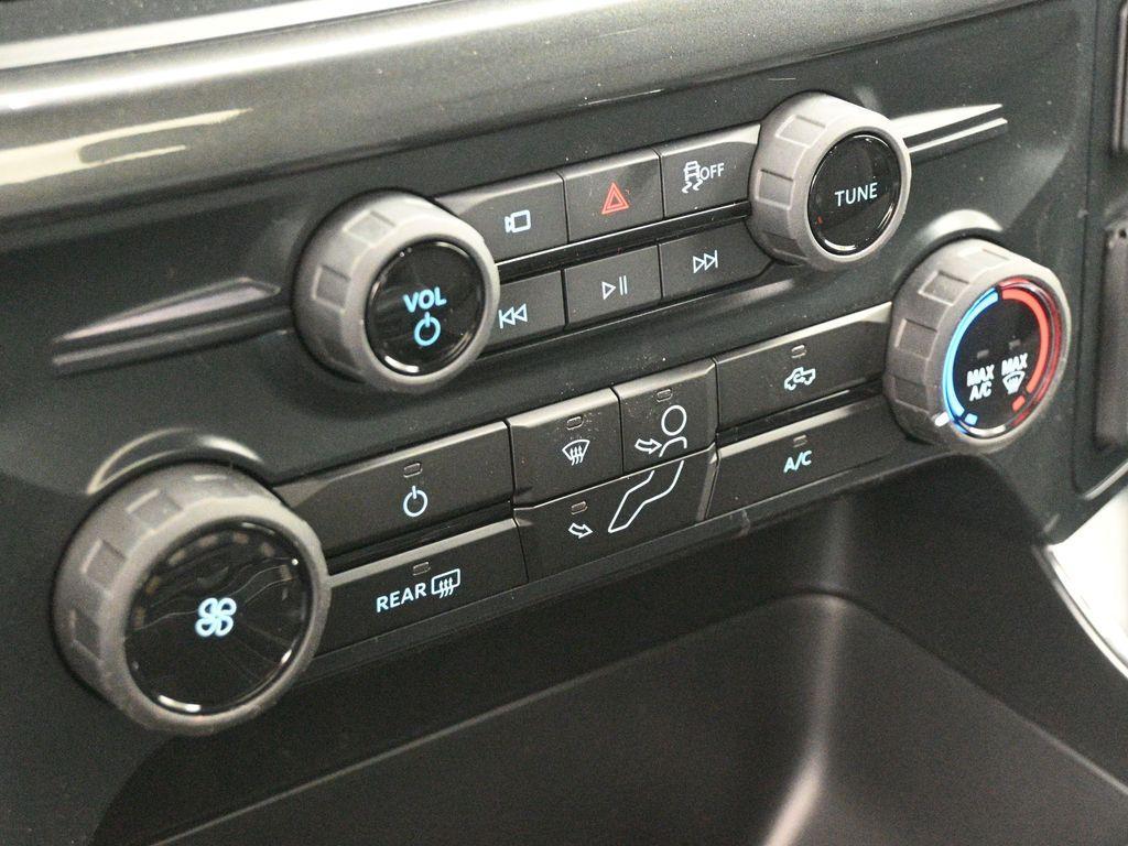 new 2025 Ford F-150 car, priced at $40,970