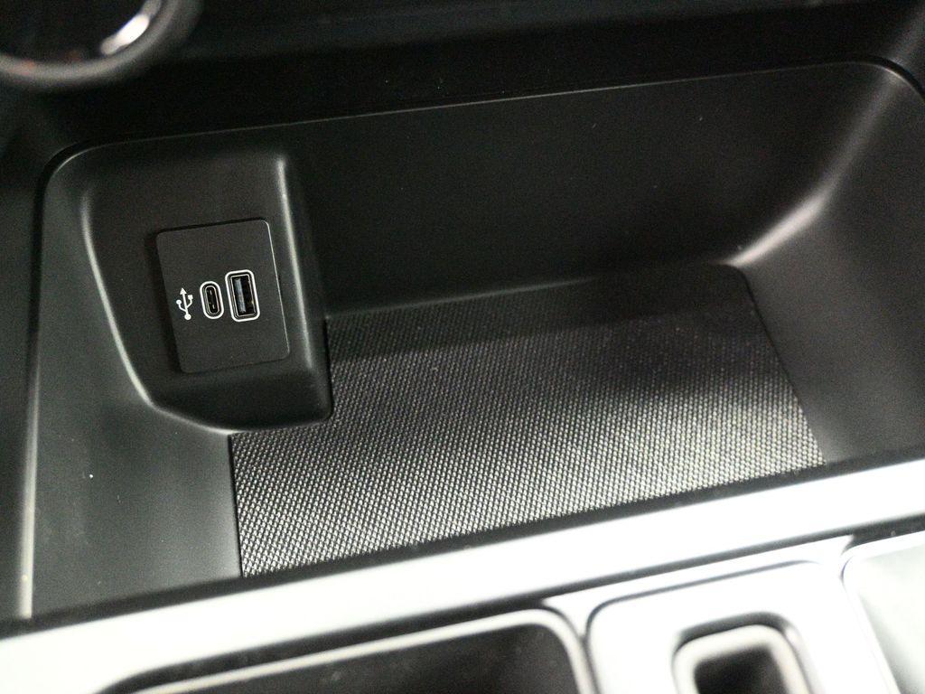 new 2025 Ford F-150 car, priced at $40,970