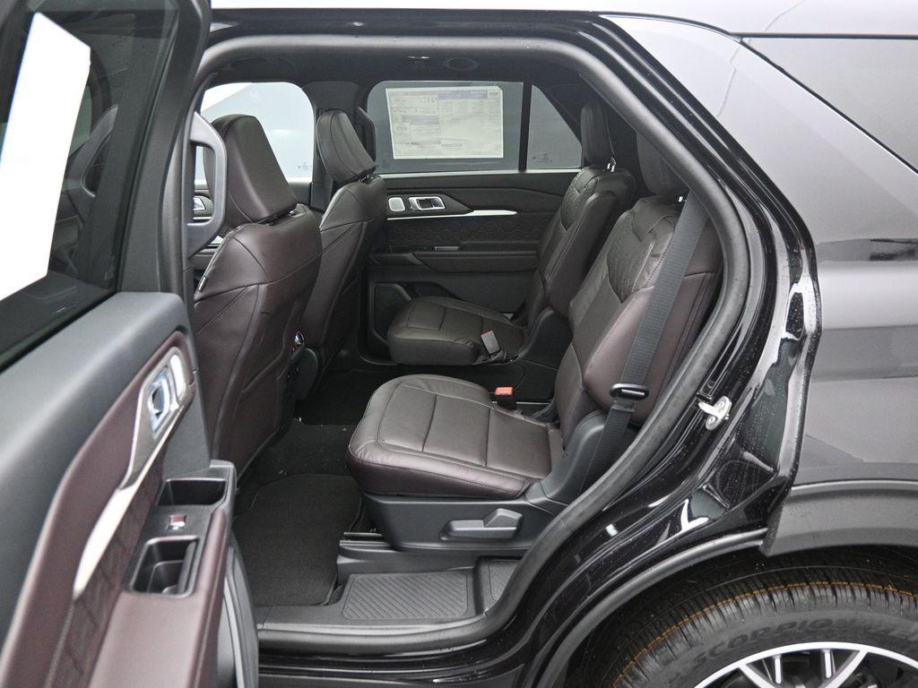 new 2025 Ford Explorer car, priced at $60,300