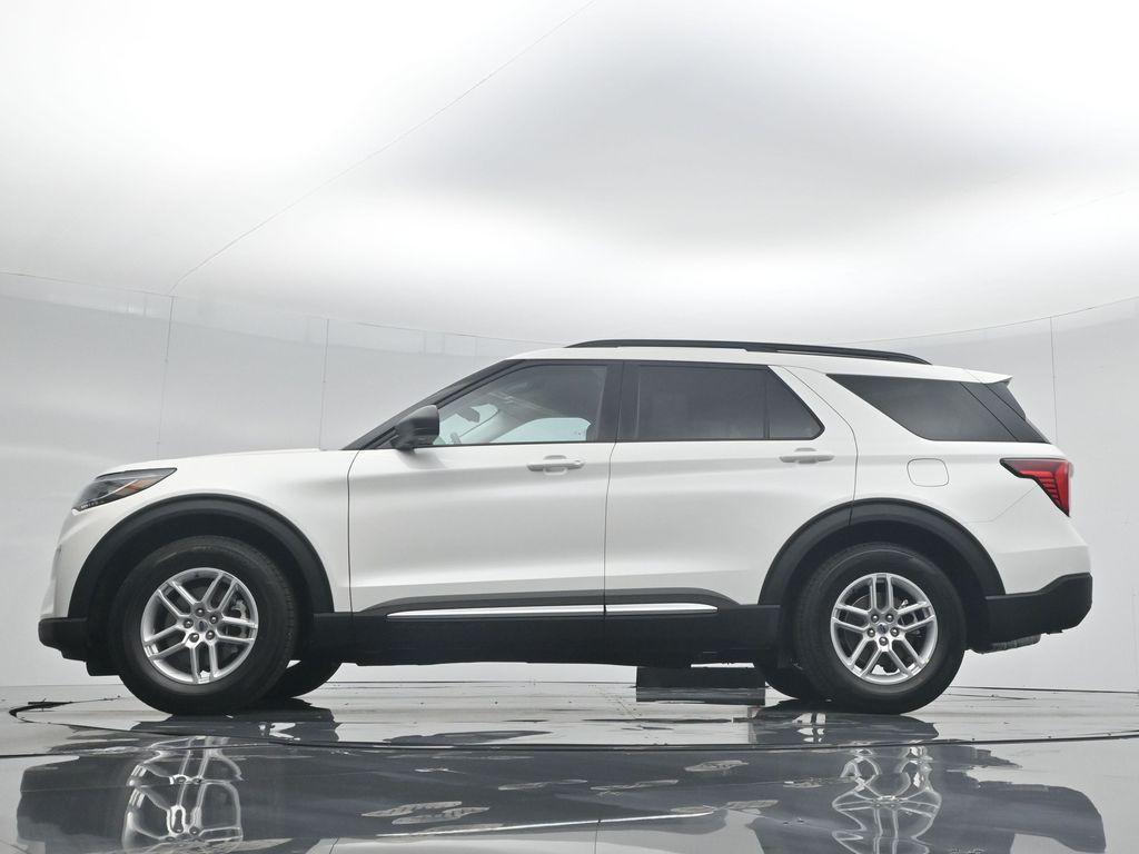 new 2025 Ford Explorer car, priced at $42,245