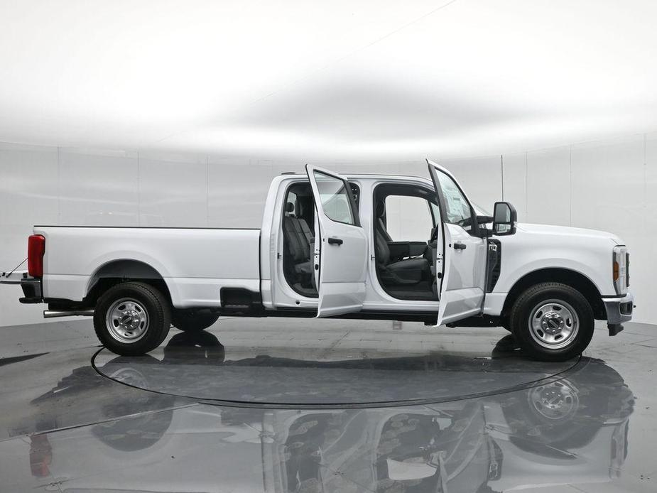 new 2024 Ford F-350 car, priced at $52,950