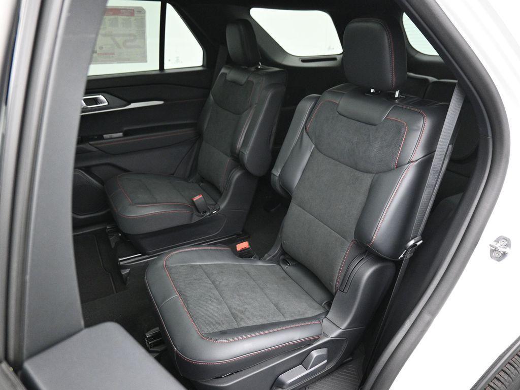 new 2025 Ford Explorer car, priced at $61,705