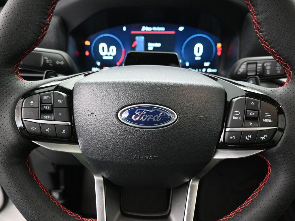 new 2025 Ford Explorer car, priced at $61,705
