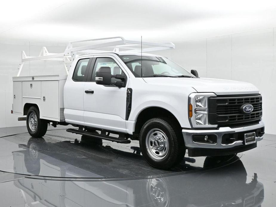 new 2024 Ford F-350 car, priced at $67,609