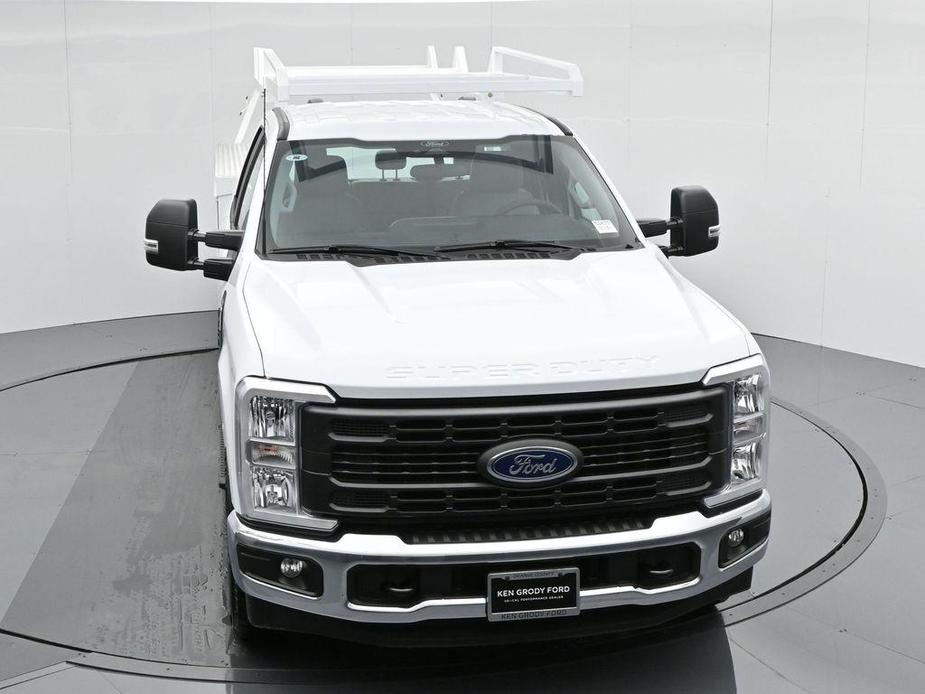 new 2024 Ford F-350 car, priced at $67,609