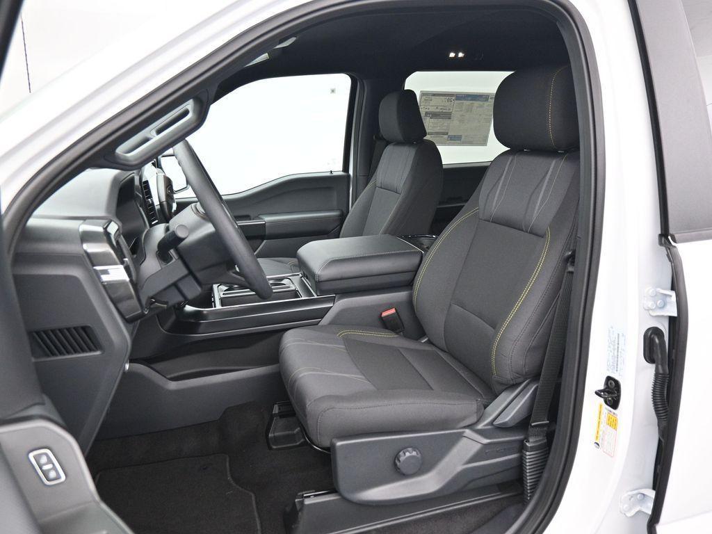 new 2025 Ford F-150 car, priced at $52,430