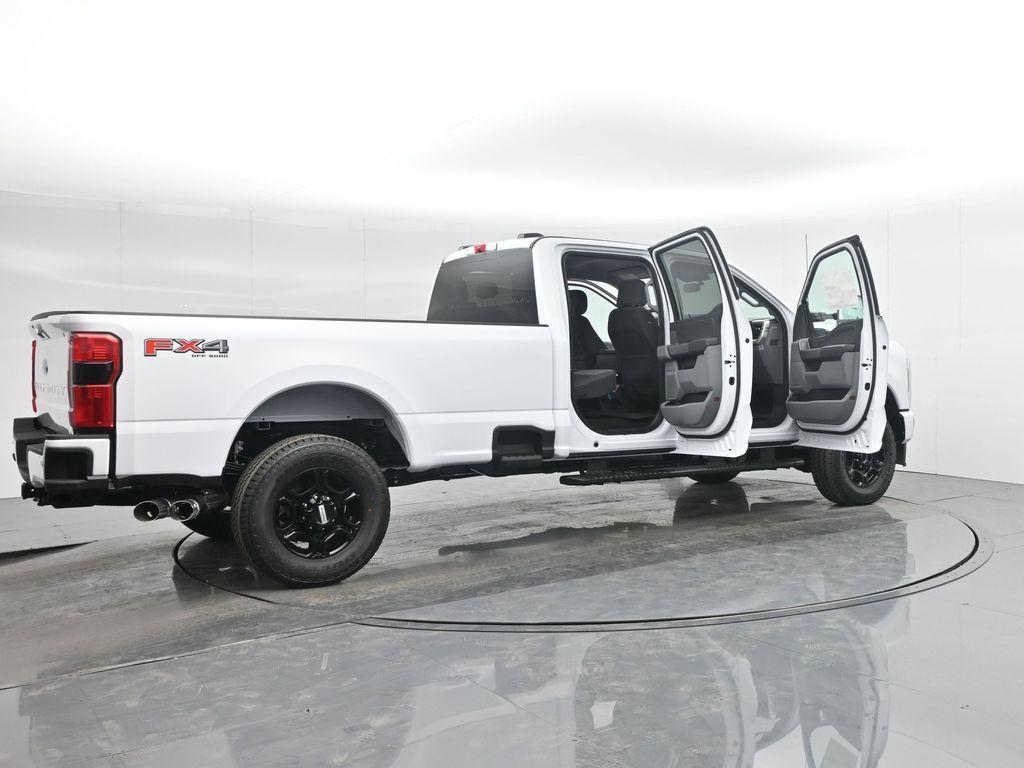 new 2024 Ford F-350 car, priced at $78,700