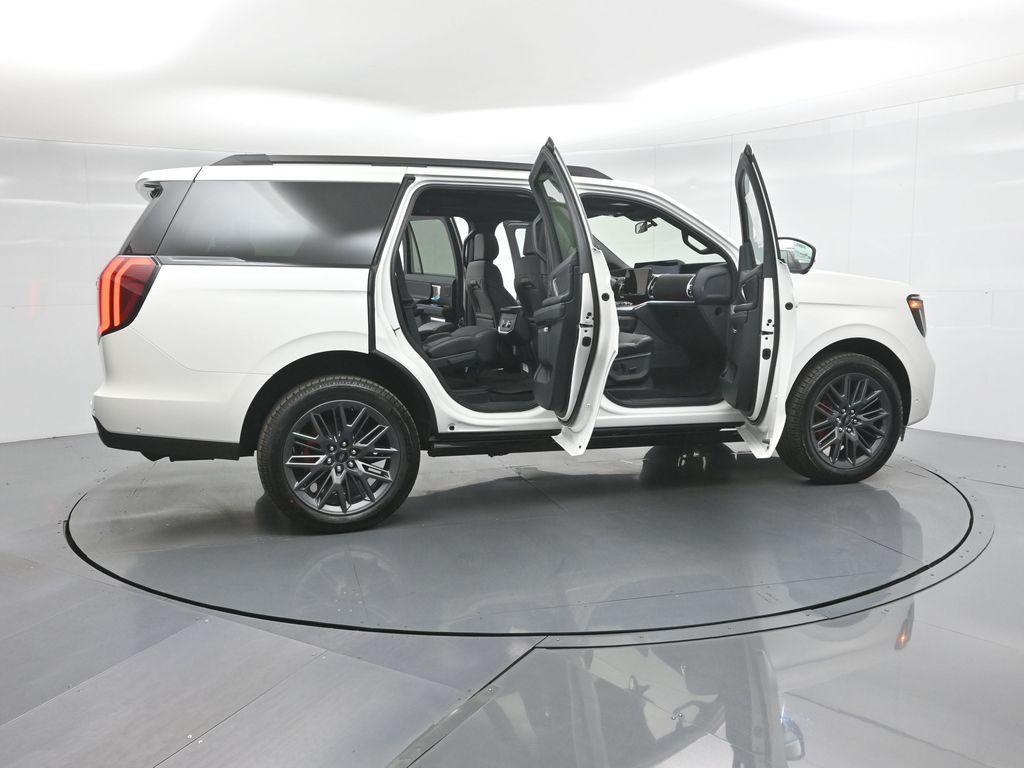 new 2025 Ford Expedition car, priced at $85,540