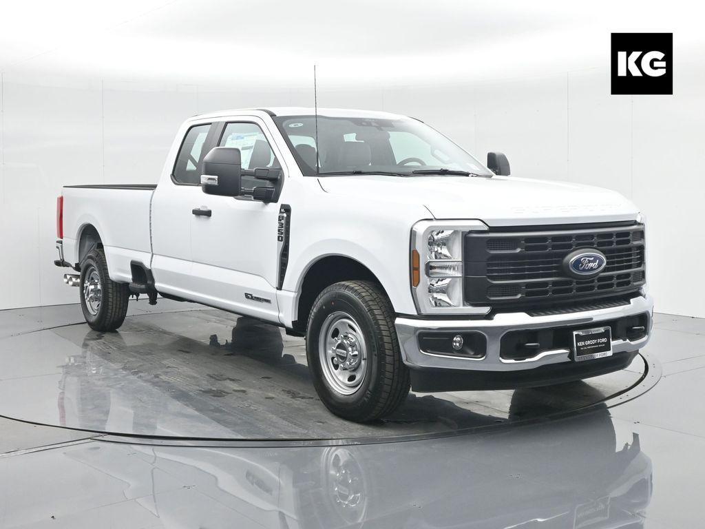 new 2024 Ford F-350 car, priced at $62,400