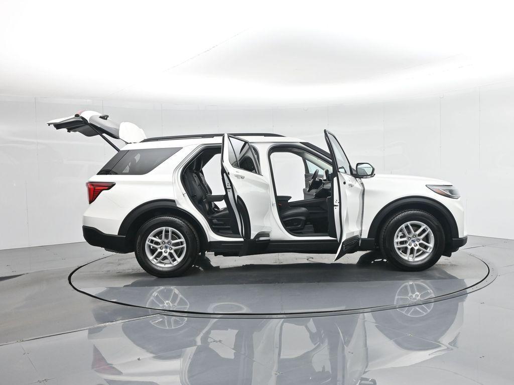 used 2025 Ford Explorer car, priced at $38,000