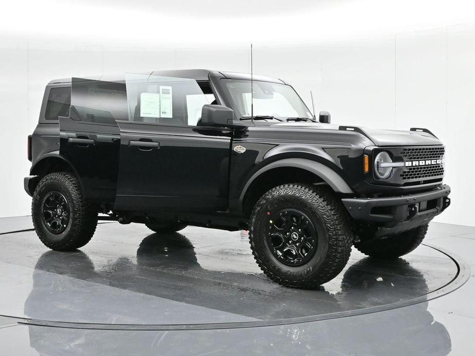 new 2024 Ford Bronco car, priced at $65,370