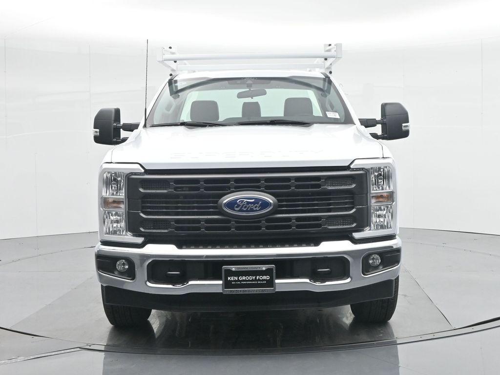 new 2024 Ford F-350 car, priced at $54,924