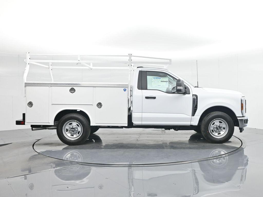 new 2024 Ford F-350 car, priced at $61,614