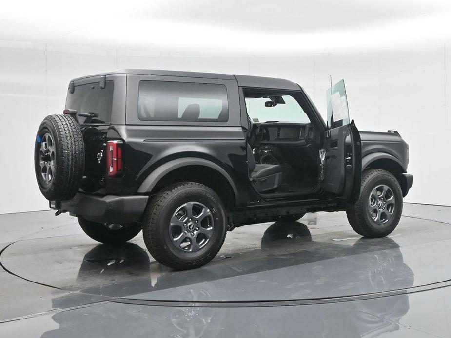 new 2024 Ford Bronco car, priced at $45,915