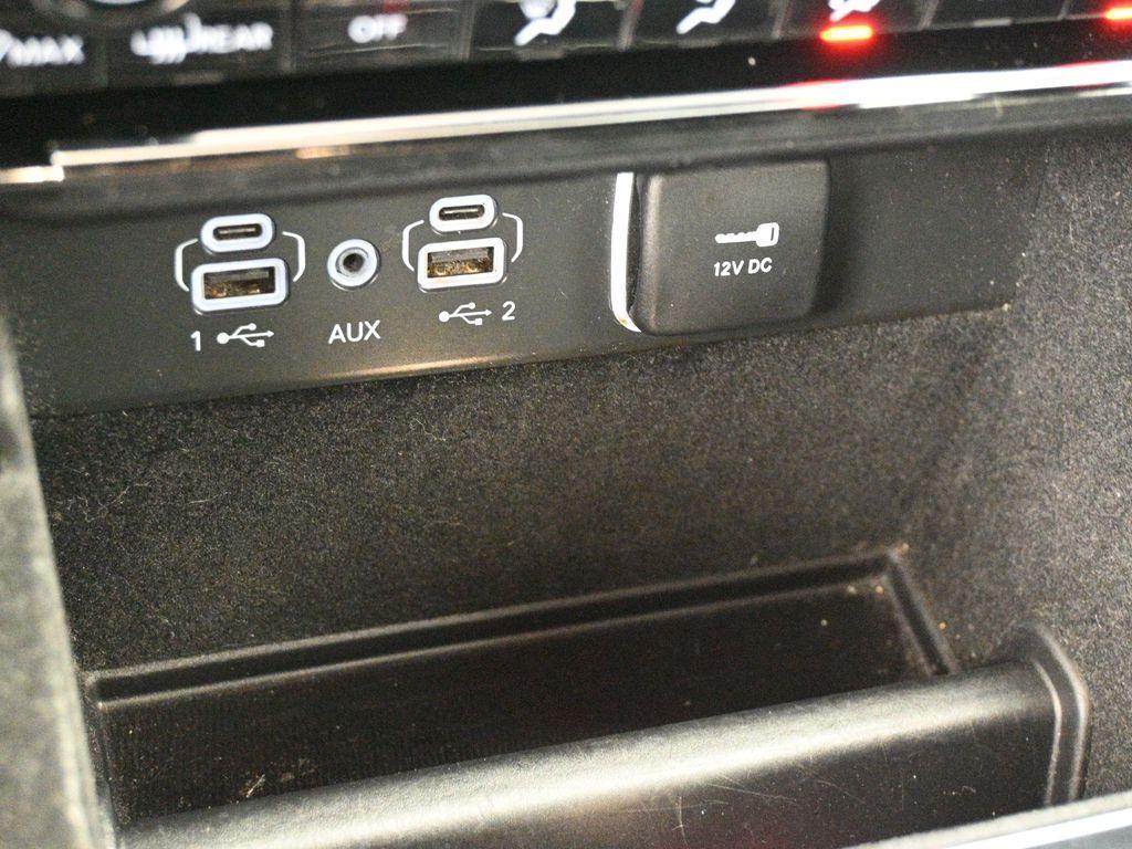 used 2022 Jeep Grand Cherokee car, priced at $24,800