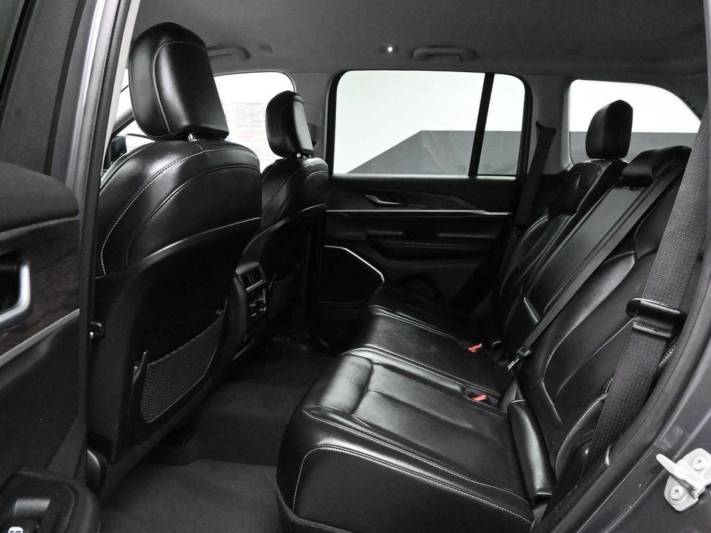 used 2022 Jeep Grand Cherokee car, priced at $25,200