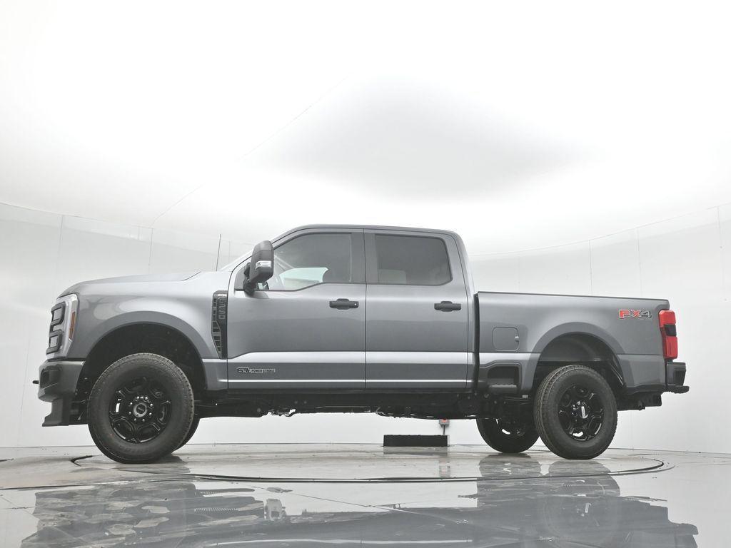 new 2024 Ford F-250 car, priced at $70,690