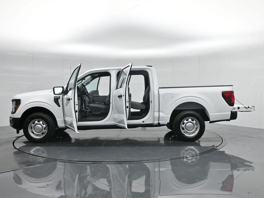 new 2024 Ford F-150 car, priced at $45,615