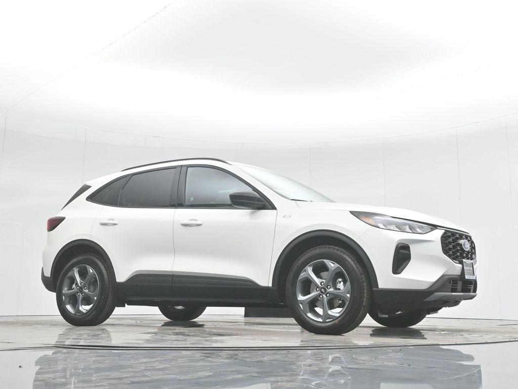 new 2025 Ford Escape car, priced at $31,320