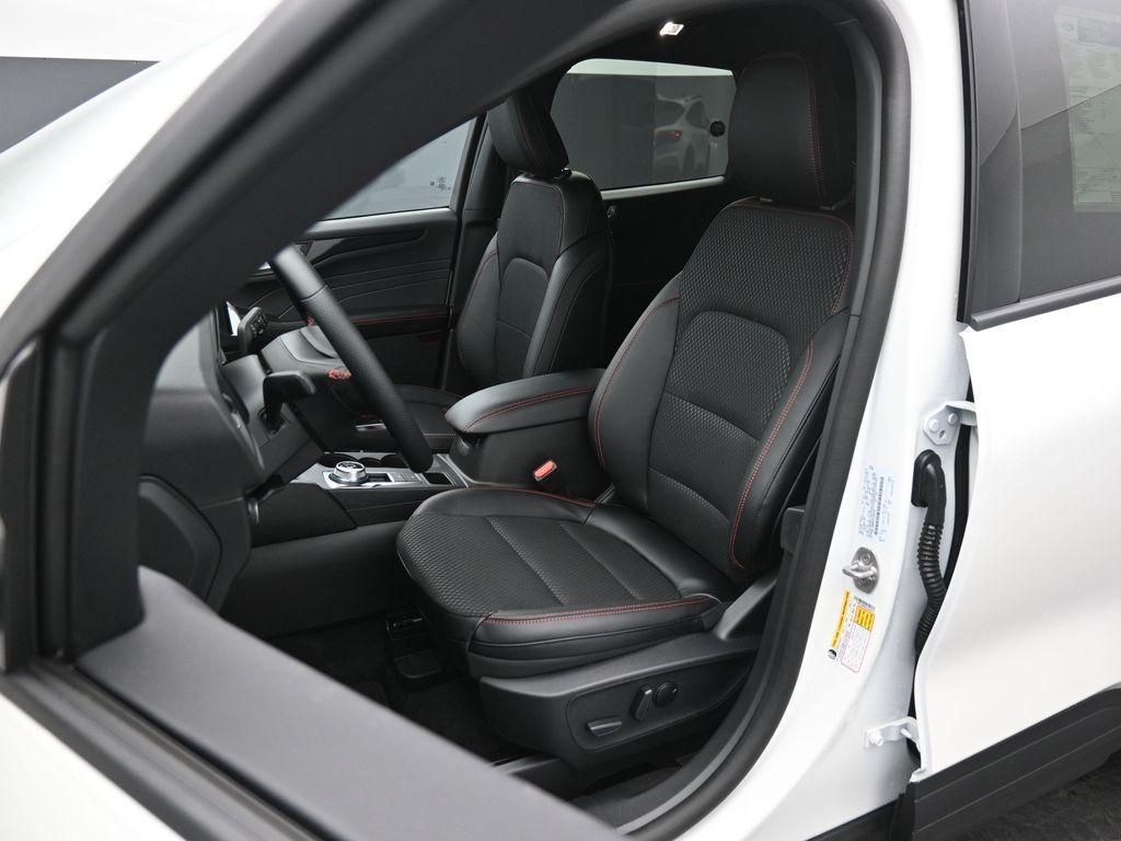 new 2025 Ford Escape car, priced at $31,320