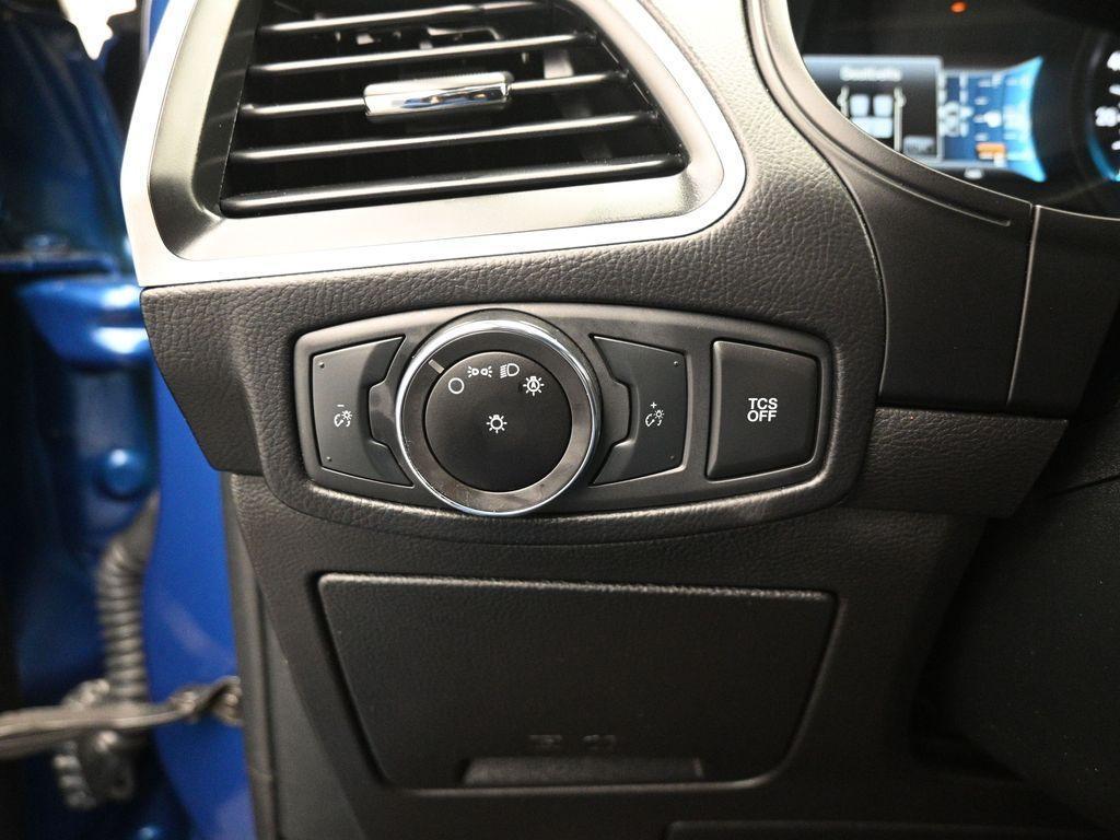 used 2023 Ford Edge car, priced at $22,500