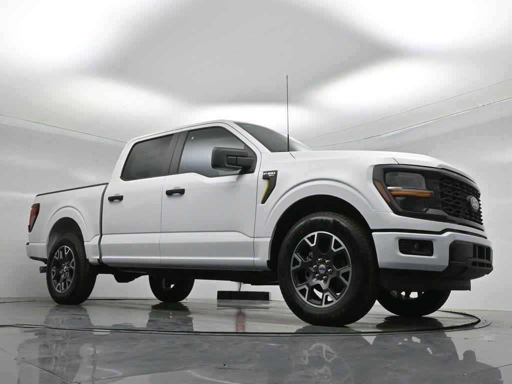 new 2024 Ford F-150 car, priced at $48,330