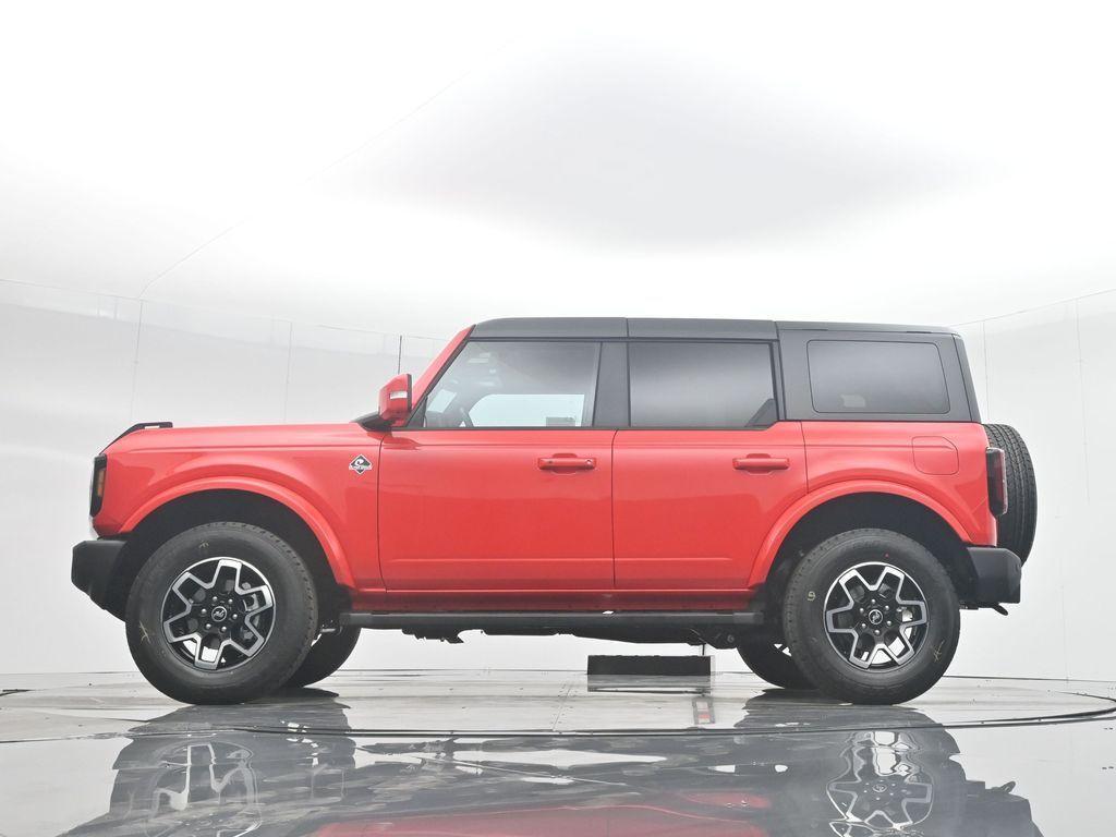 new 2024 Ford Bronco car, priced at $54,755