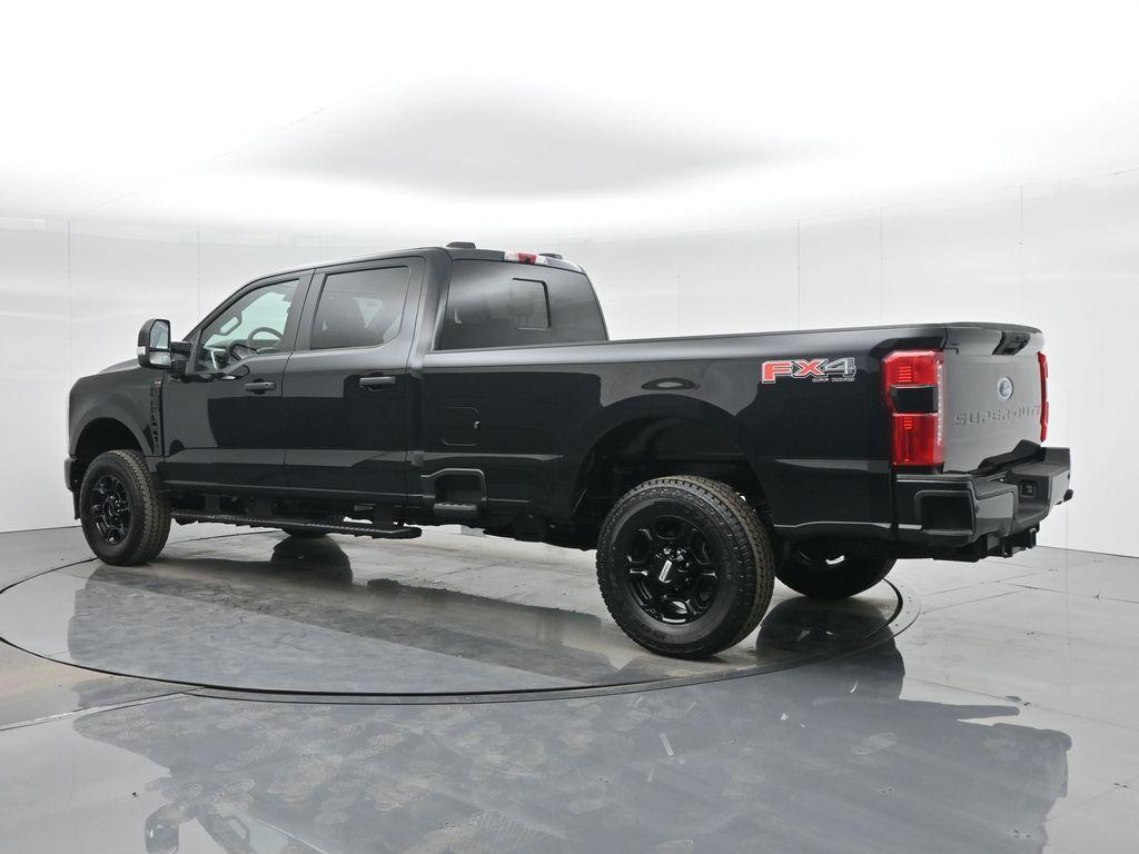 new 2024 Ford F-350 car, priced at $61,905