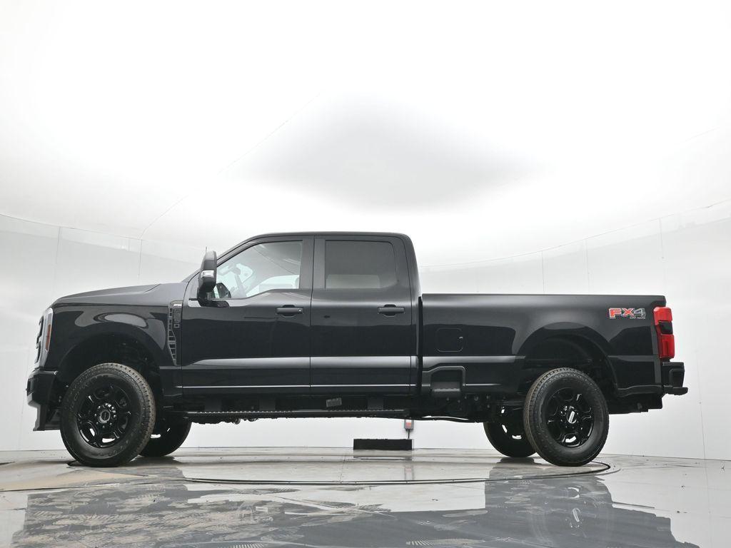 new 2024 Ford F-350 car, priced at $61,905