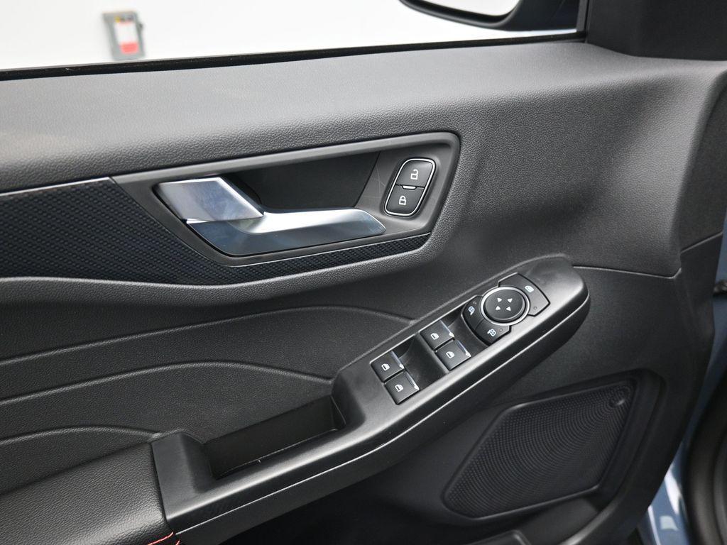 new 2025 Ford Escape car, priced at $30,325
