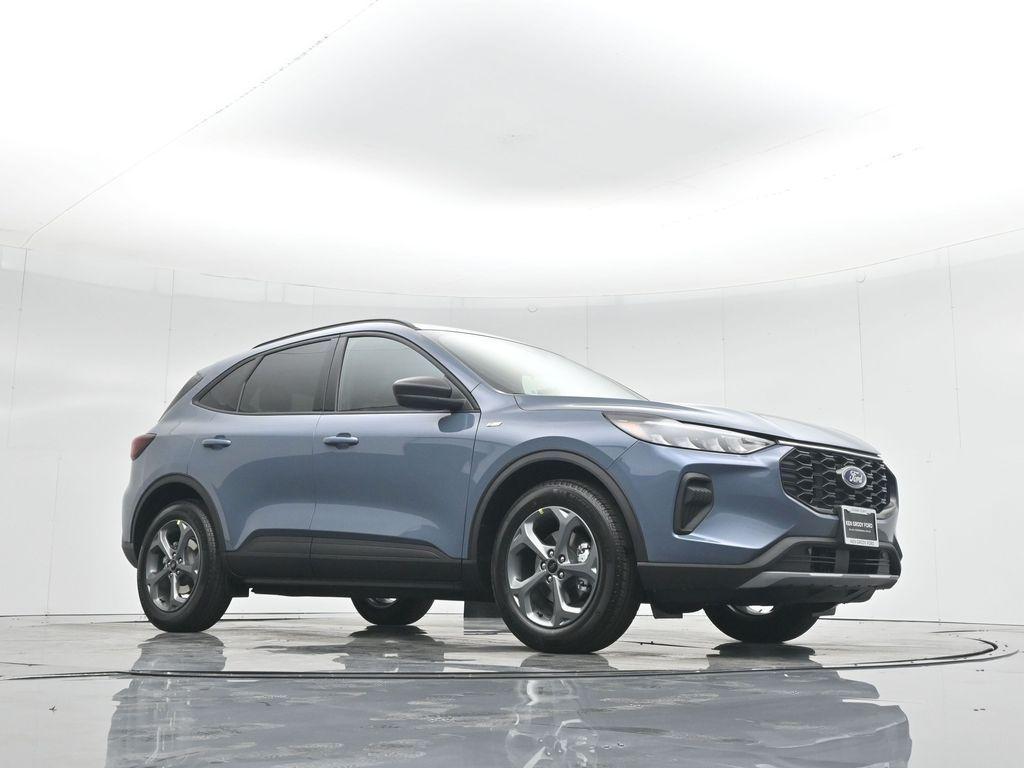 new 2025 Ford Escape car, priced at $30,325