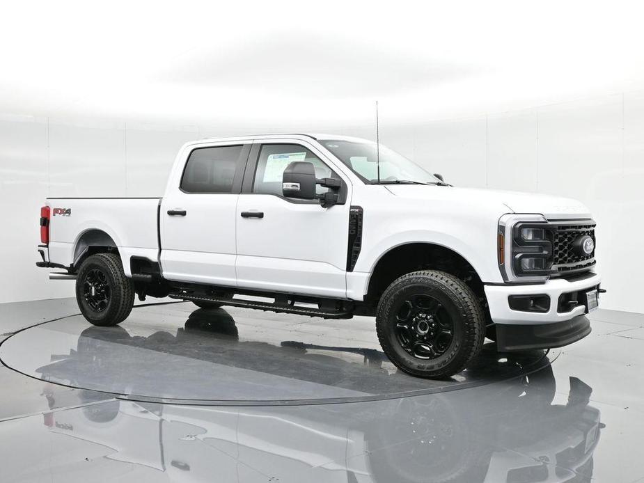 new 2024 Ford F-250 car, priced at $62,355