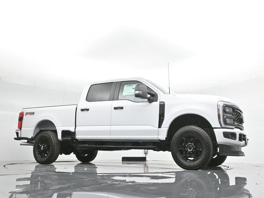 new 2024 Ford F-250 car, priced at $62,355