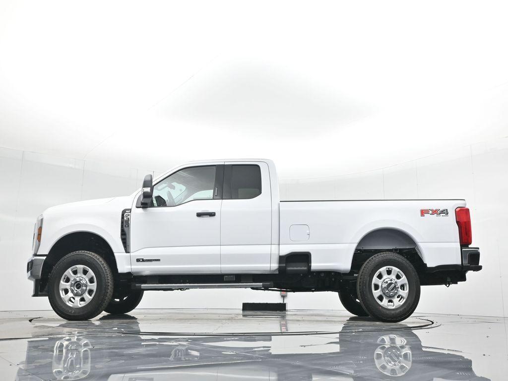 new 2024 Ford F-350 car, priced at $69,740