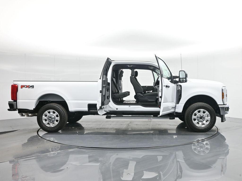 new 2024 Ford F-350 car, priced at $69,740