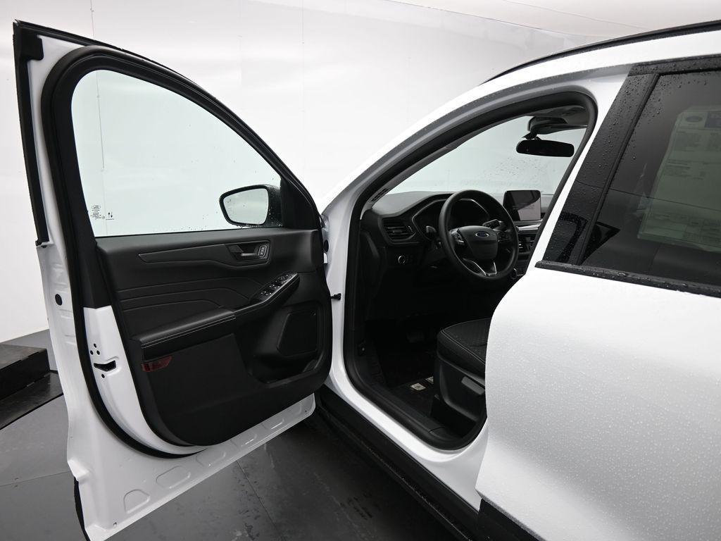 new 2025 Ford Escape car, priced at $27,145